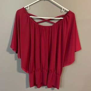Candies Large top in maroon/red